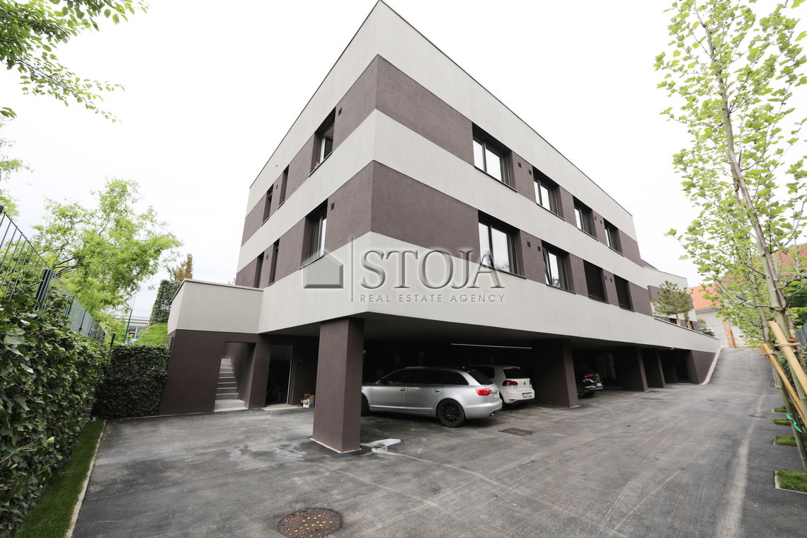 Location: Ljubljana City, Šiška, Tacen