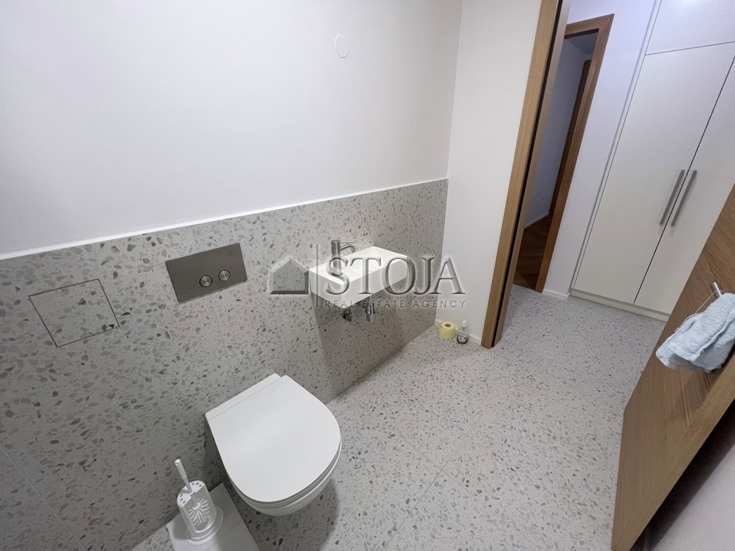 Lokacija: Ljubljana mesto, Šiška, Sp. Šiška
