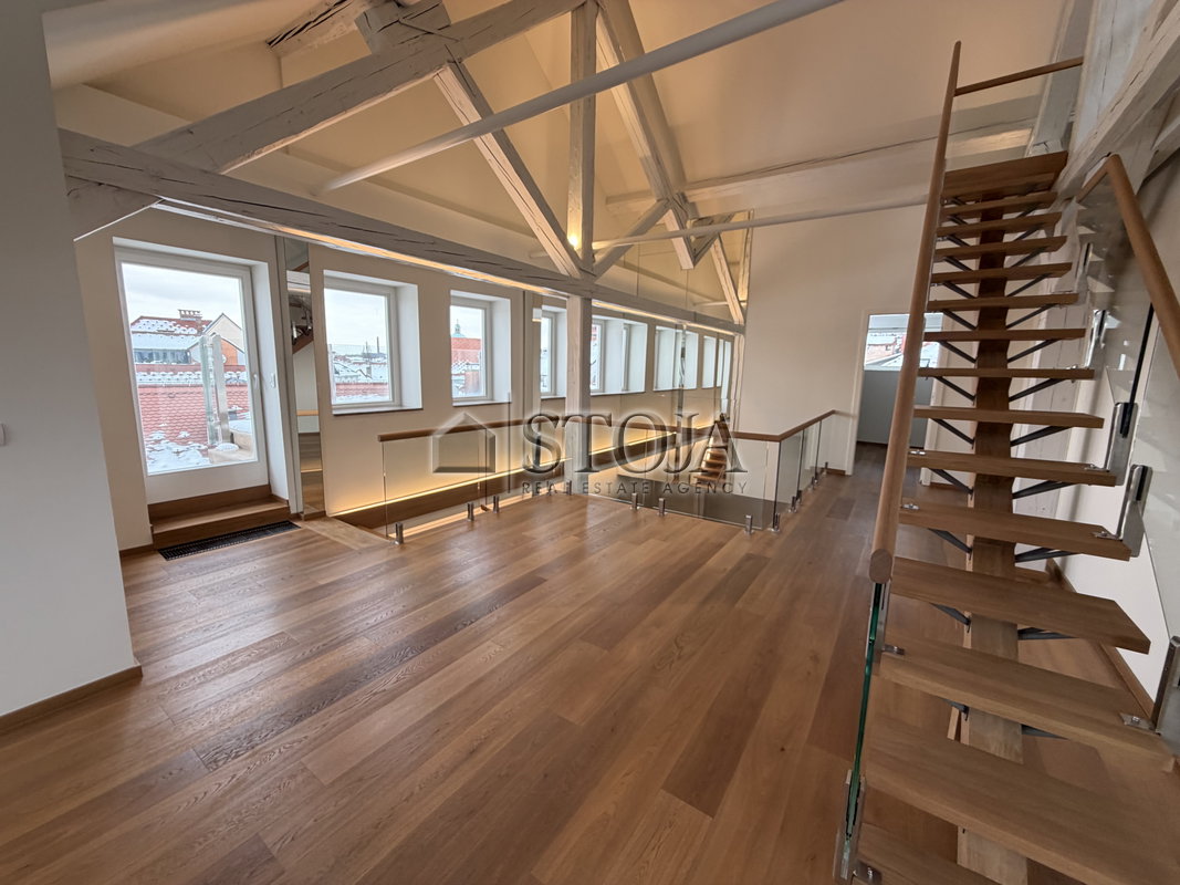 Location: Ljubljana mesto, Center, Stara Ljubljana