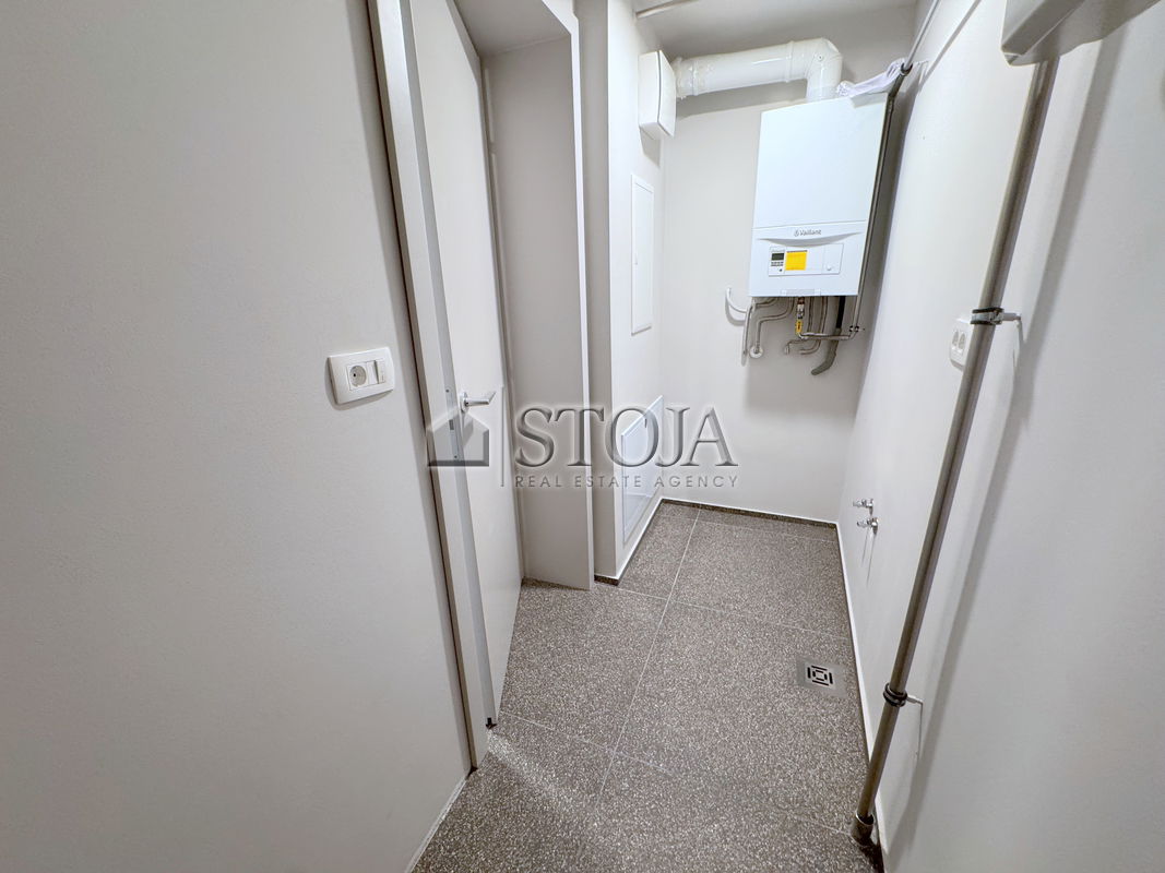 Lokacija: Ljubljana mesto, Vič-Rudnik, Trnovo