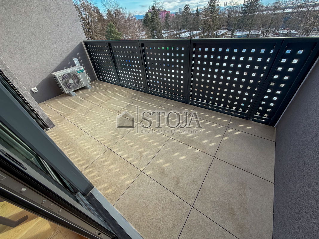 Location: Ljubljana City, Moste-Polje, Zelena jama