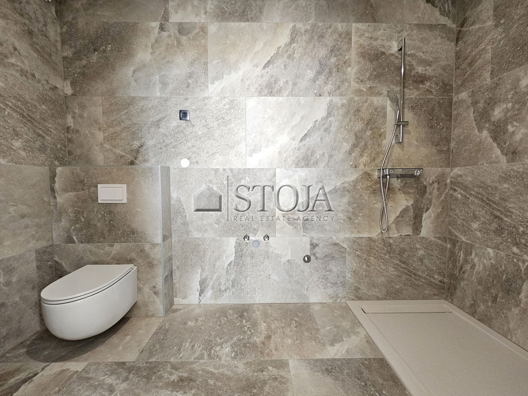 Location: , Crikvenica