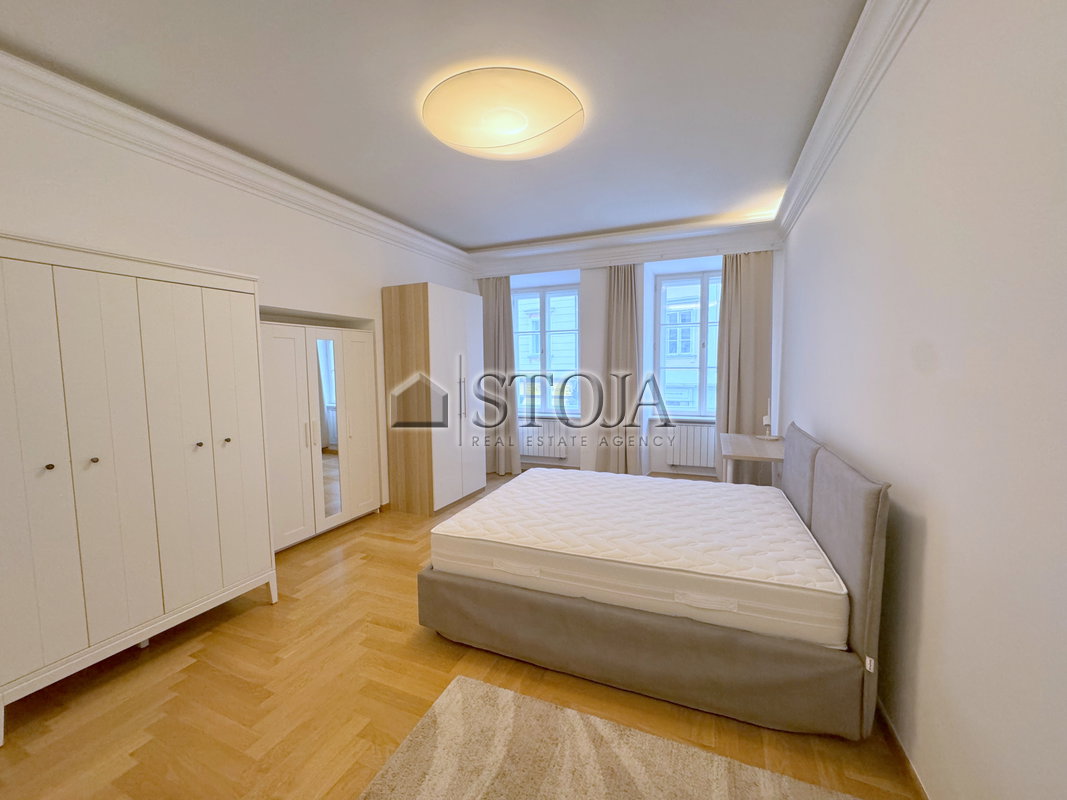 Lokacija: Ljubljana mesto, Center, Stara Ljubljana