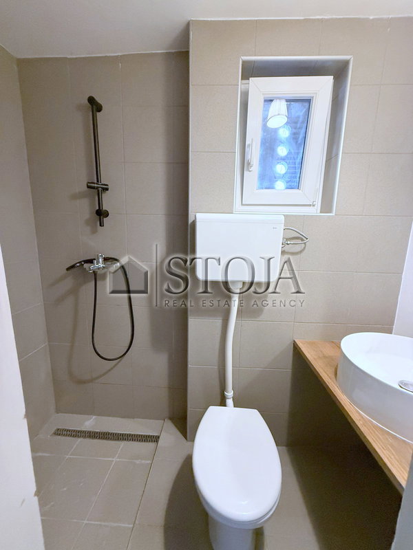 Location: Ljubljana mesto, Center, Center