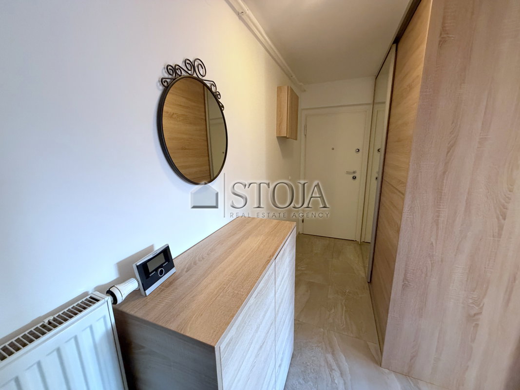 Lokacija: Ljubljana mesto, Center, Prule