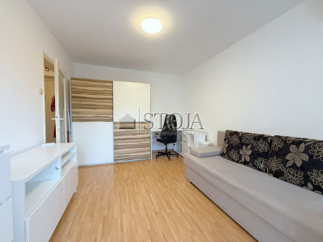 Lokacija: Ljubljana mesto, Bežigrad, Bežigrad