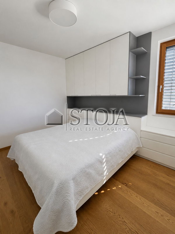 Location: Ljubljana mesto, Šiška, Šiška