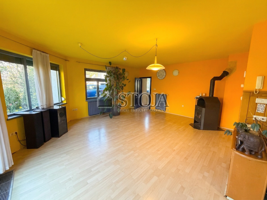 Location: Ljubljana mesto, Center, Center
