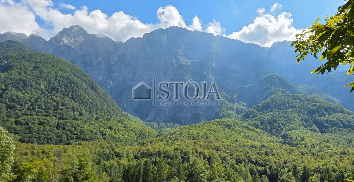 Lokacija: Goriška, Bovec, Log pod Mangartom