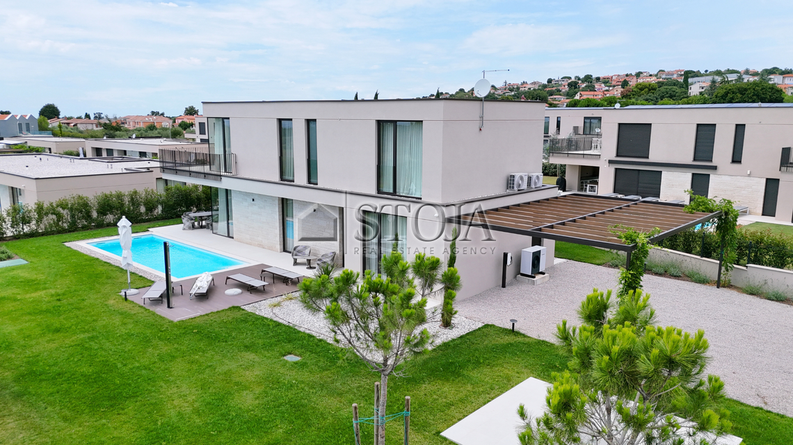 Location: , Kaštelir