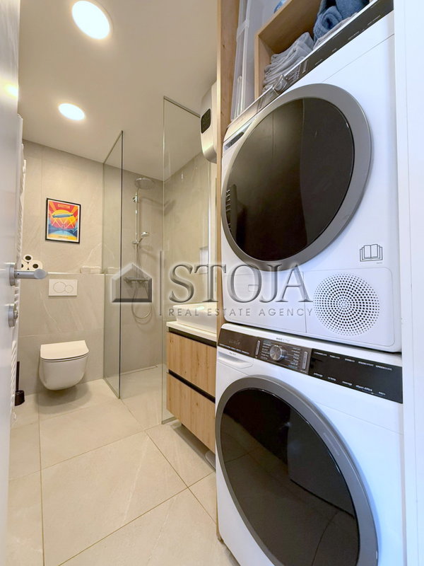 Lokacija: Ljubljana okolica, Grosuplje, Grosuplje