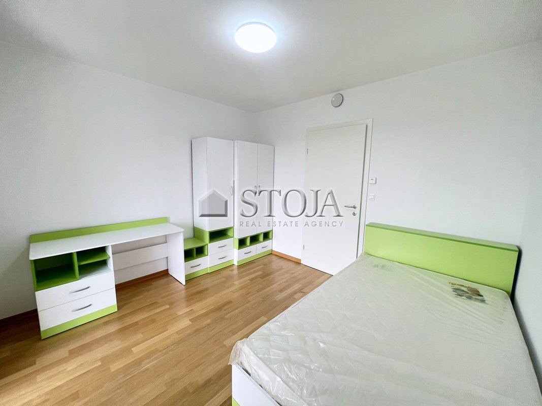 Lokacija: Ljubljana mesto, Šiška, Šentvid