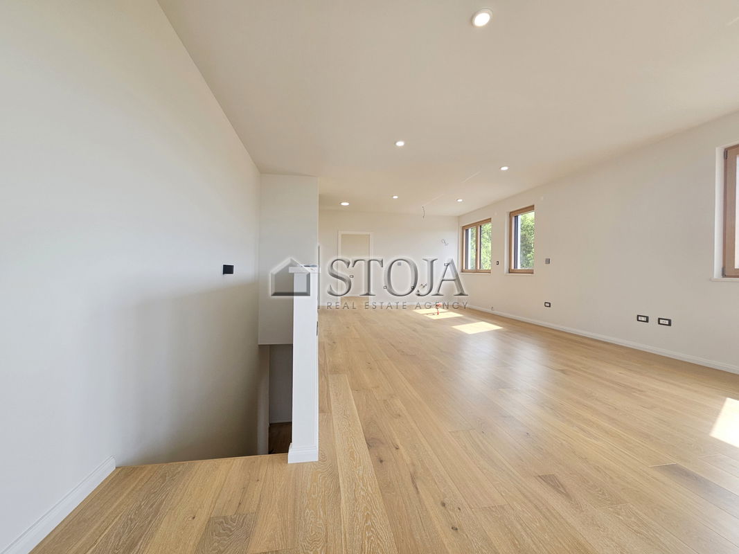 Location: , Crikvenica
