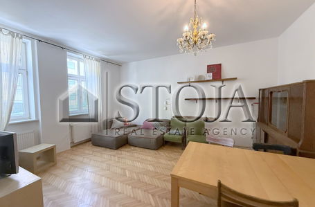 Location: Ljubljana mesto, Center, Center