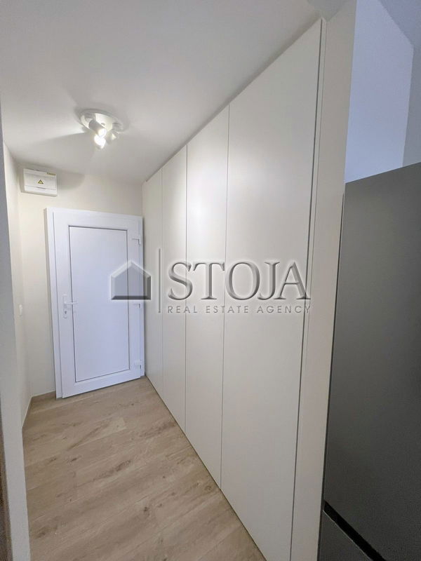Location: Ljubljana City, Šiška, Šentvid