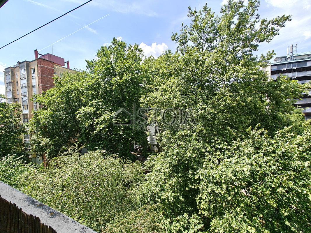 Location: Ljubljana mesto, Center, Center
