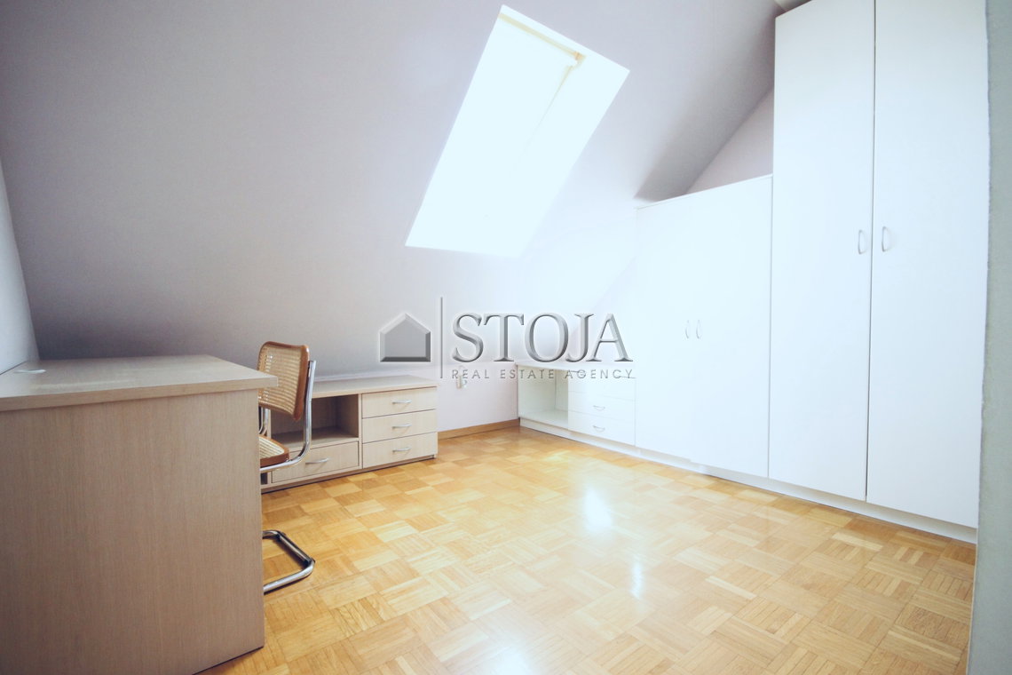 Location: Ljubljana mesto, Vič-Rudnik, Trnovo