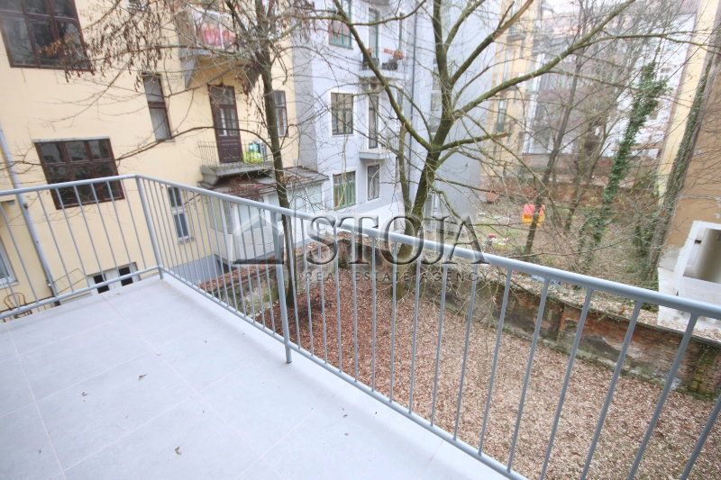 Lokacija: Ljubljana mesto, Center, Center
