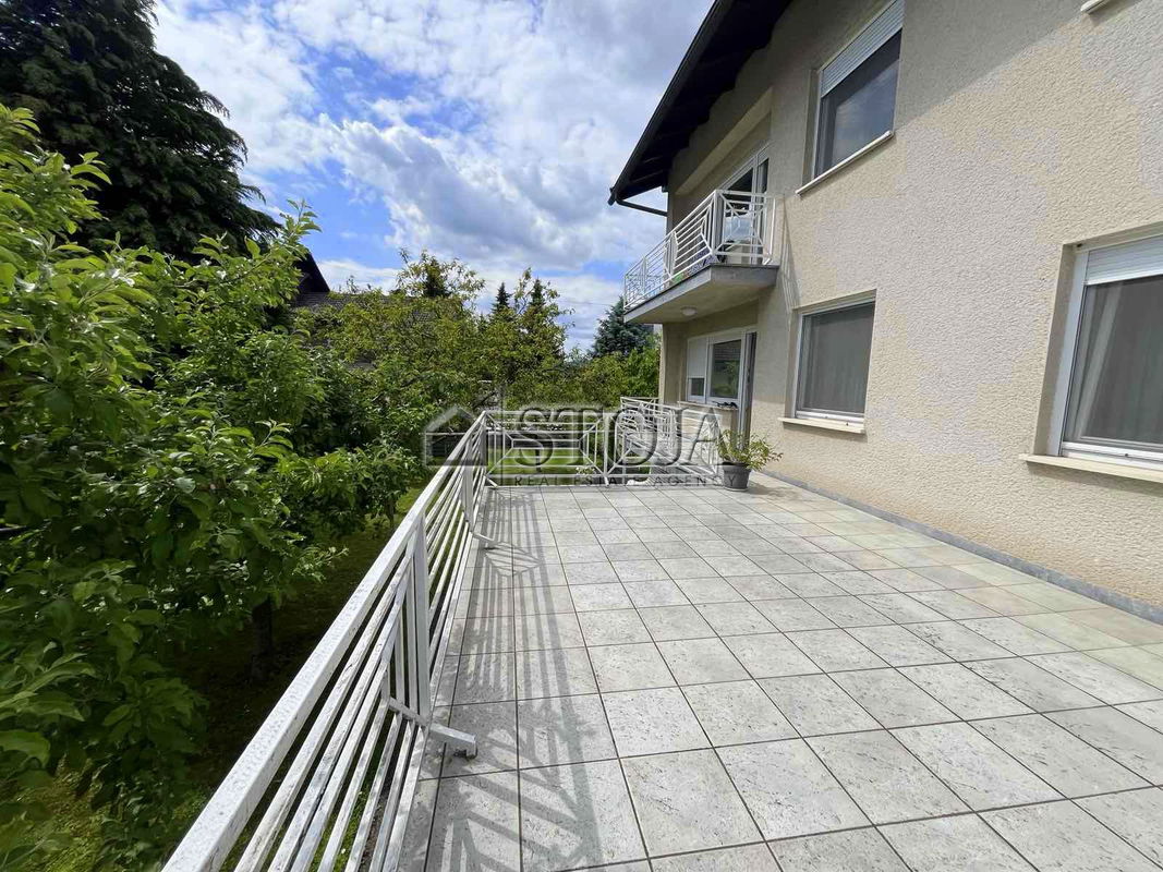 Lokacija: Ljubljana mesto, Bežigrad, Črnuče