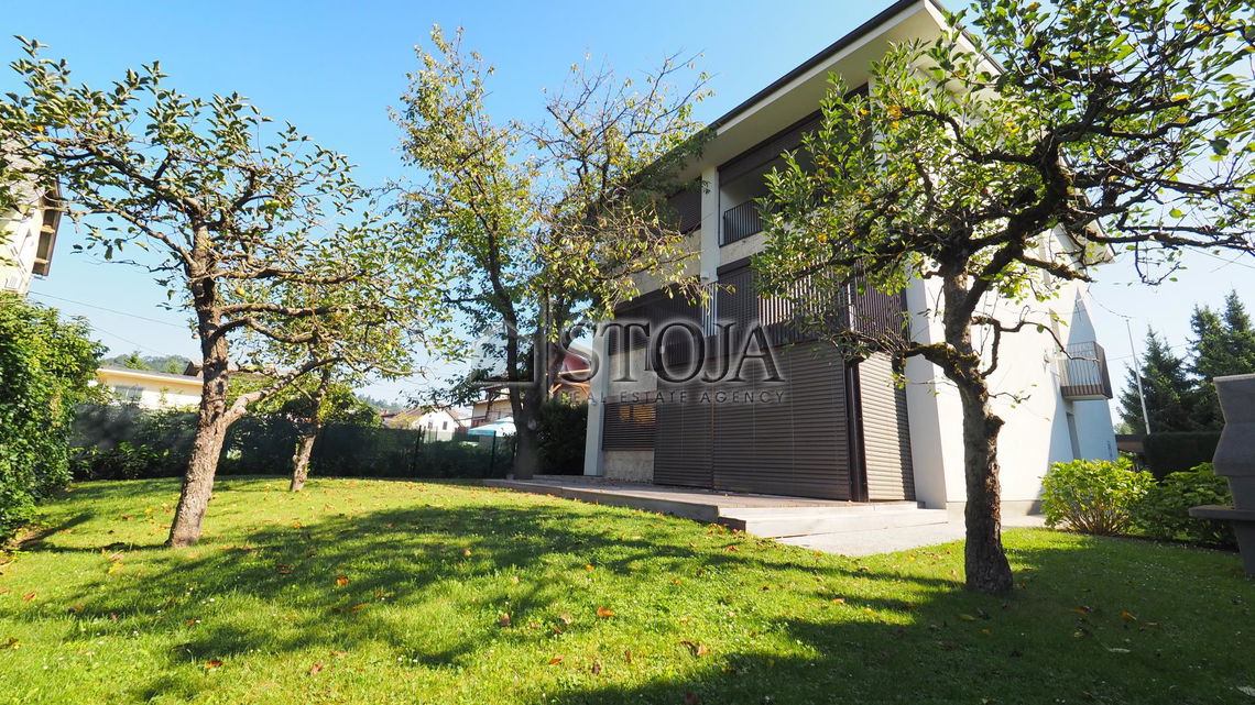 Location: Ljubljana City, Vič-Rudnik, Rožna dolina