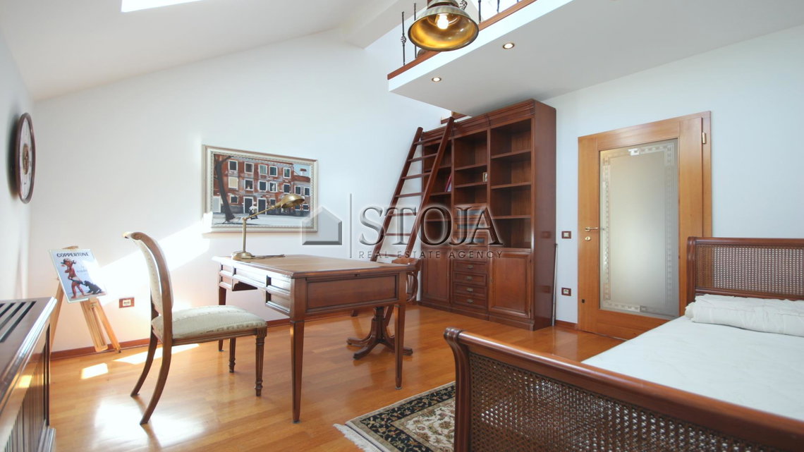 Lokacija: Ljubljana mesto, Vič-Rudnik, Dolgi most