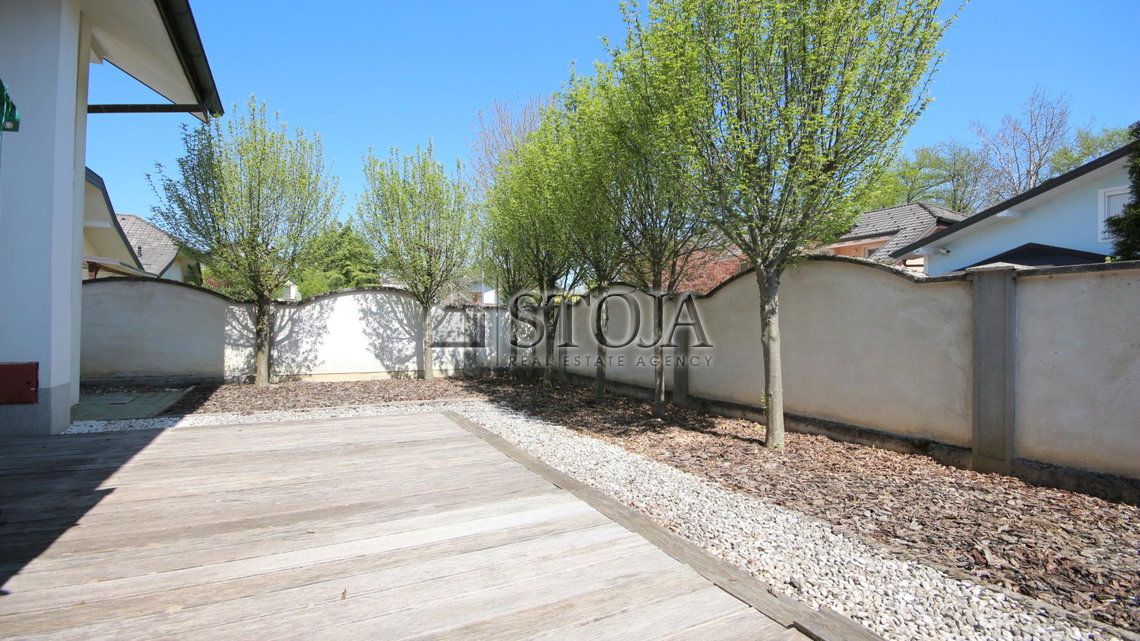 Lokacija: Ljubljana mesto, Vič-Rudnik, Dolgi most