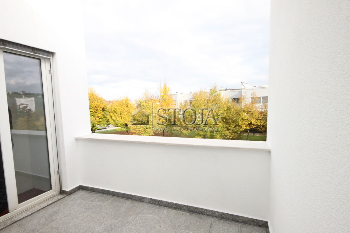 Location: Ljubljana City, Šiška, Mostec