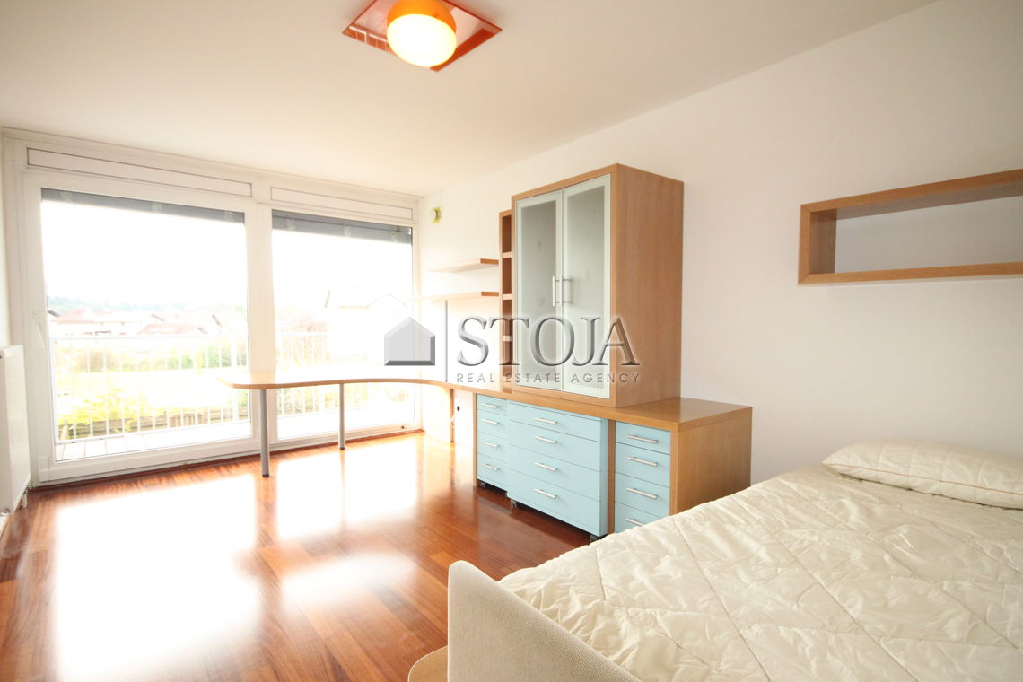 Location: Ljubljana City, Šiška, Mostec