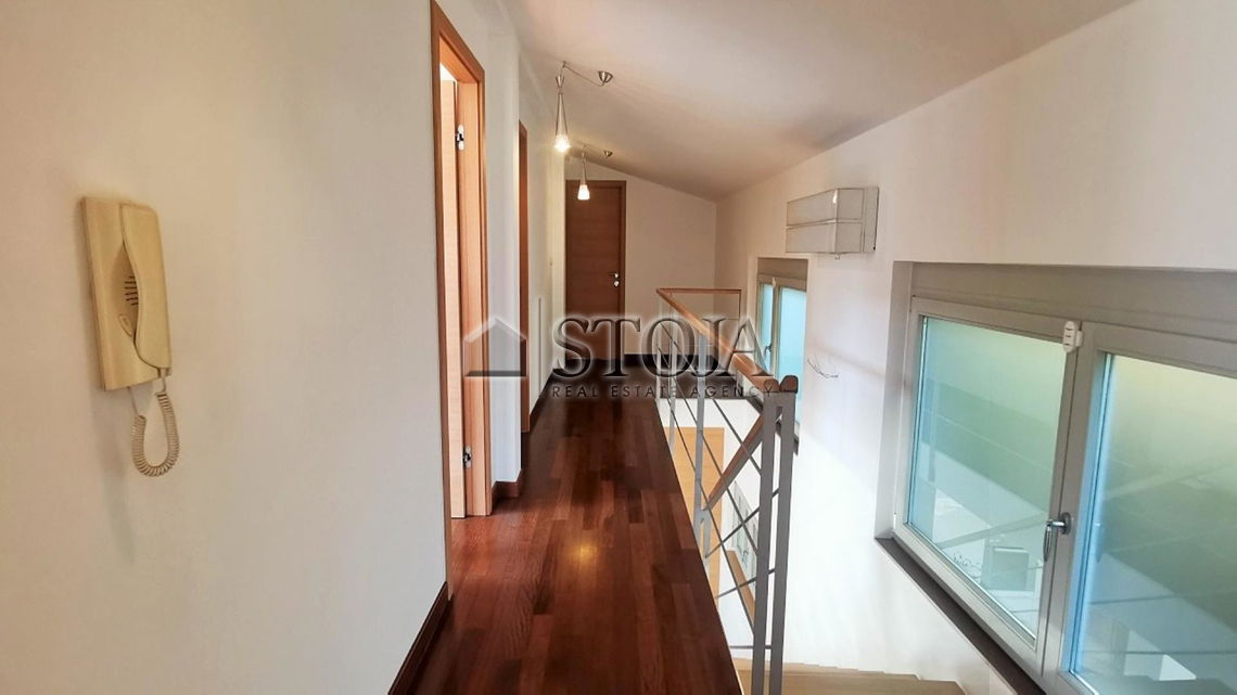 Location: Ljubljana City, Bežigrad, Črnuče