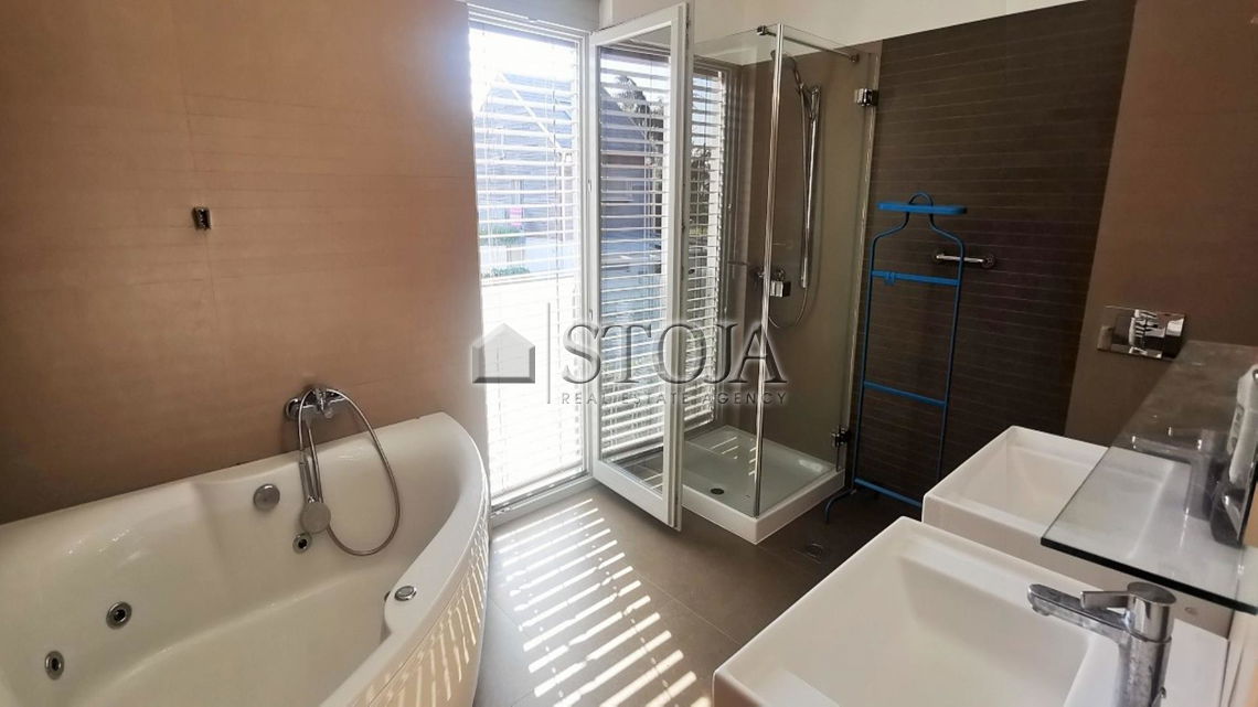 Location: Ljubljana City, Bežigrad, Črnuče