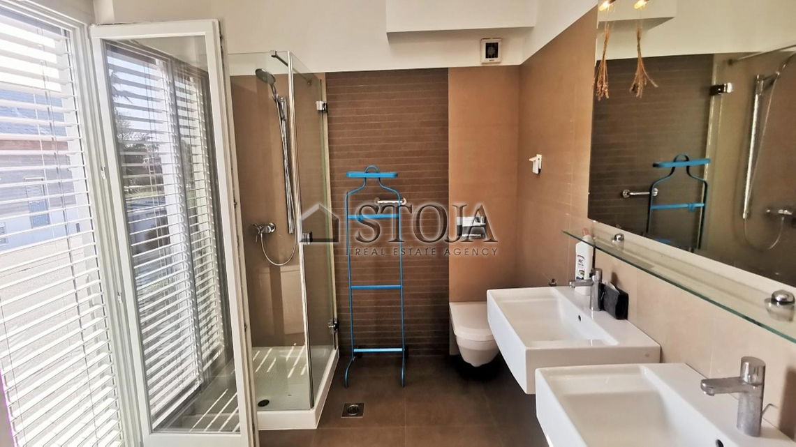 Location: Ljubljana City, Bežigrad, Črnuče