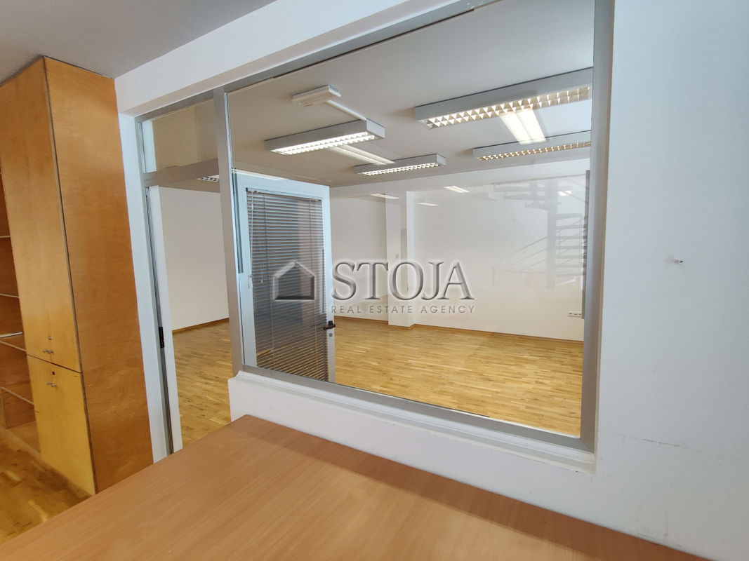 Location: Ljubljana City, Šiška, Stegne