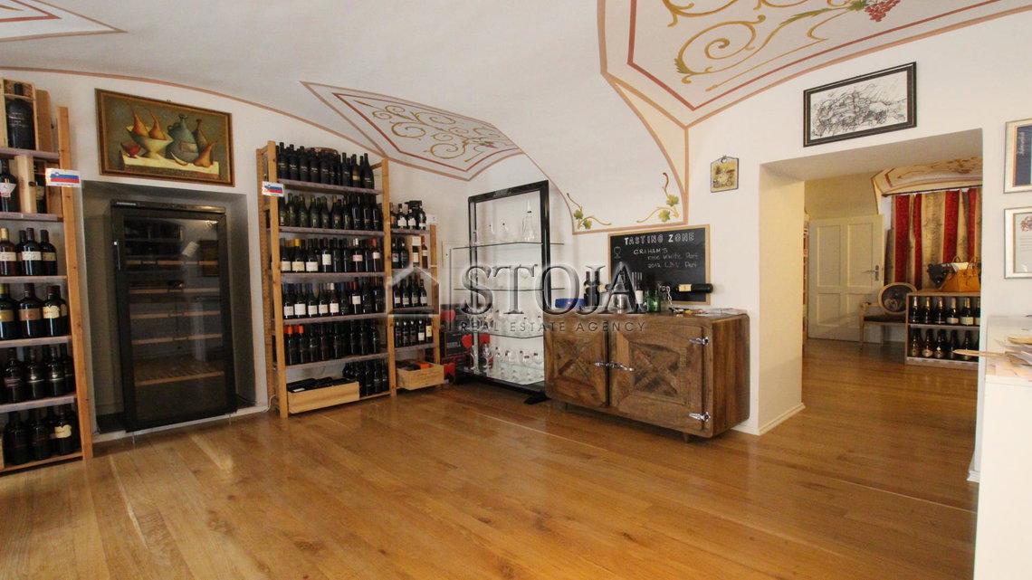 Location: Ljubljana mesto, Center, Center
