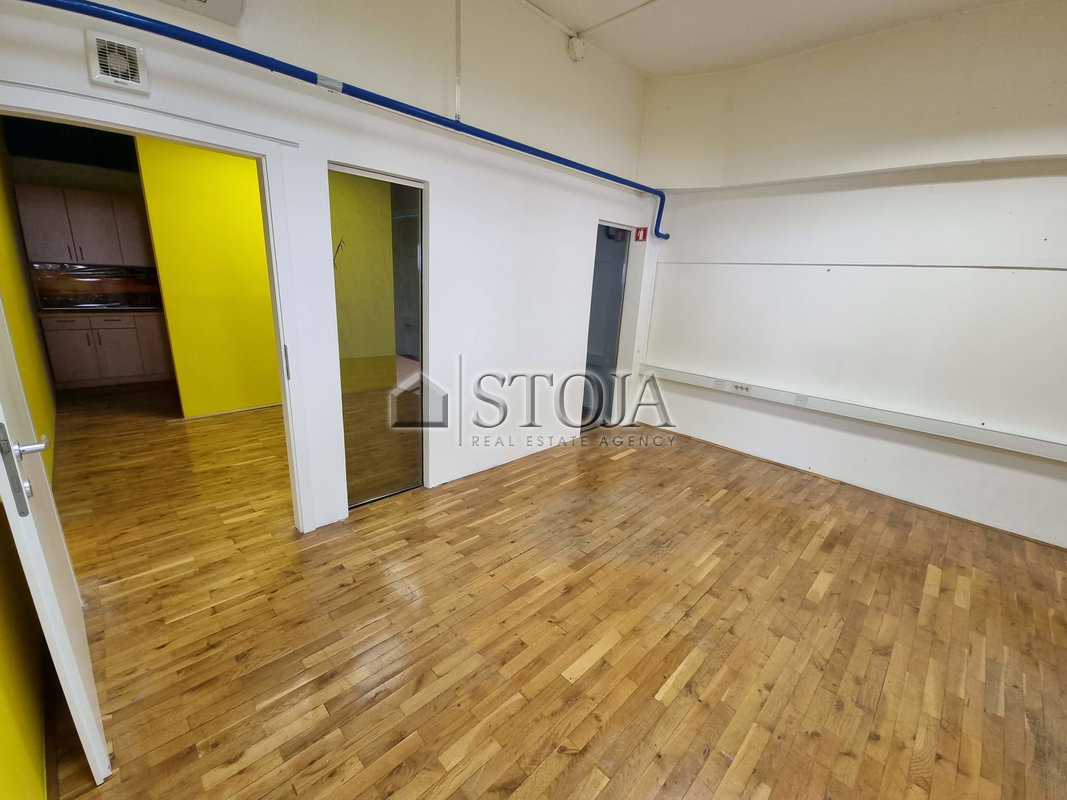 Location: Ljubljana mesto, Bežigrad, Bežigrad