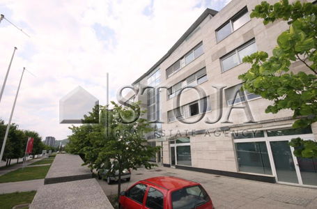 Lokacija: Ljubljana mesto, Bežigrad, Bežigrad