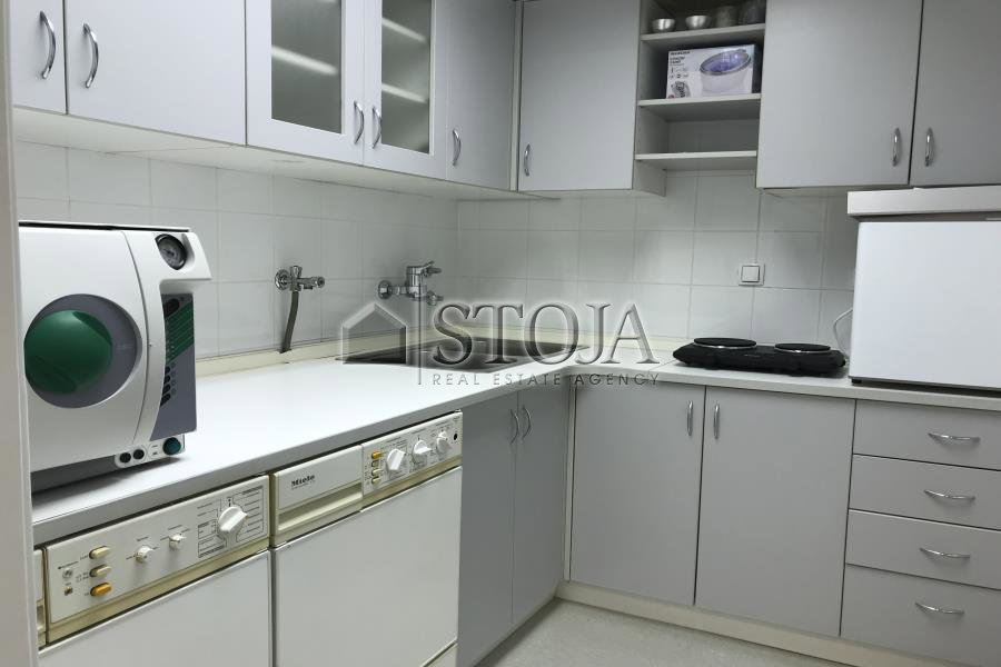 Lokacija: Ljubljana mesto, Bežigrad, Bežigrad