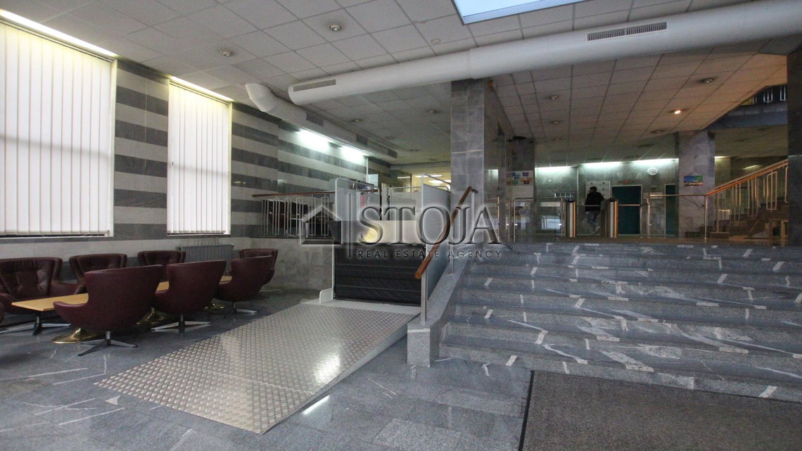 Location: Ljubljana mesto, Center, Center