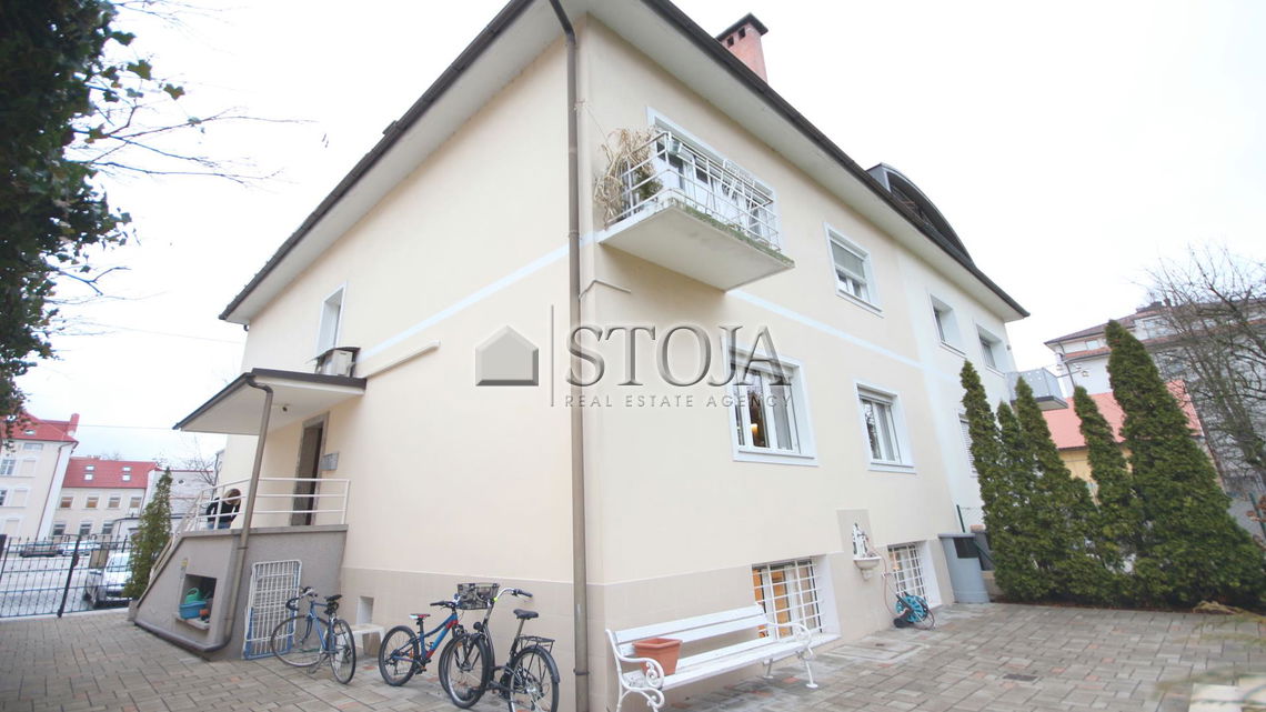 Lokacija: Ljubljana mesto, Center, Poljane