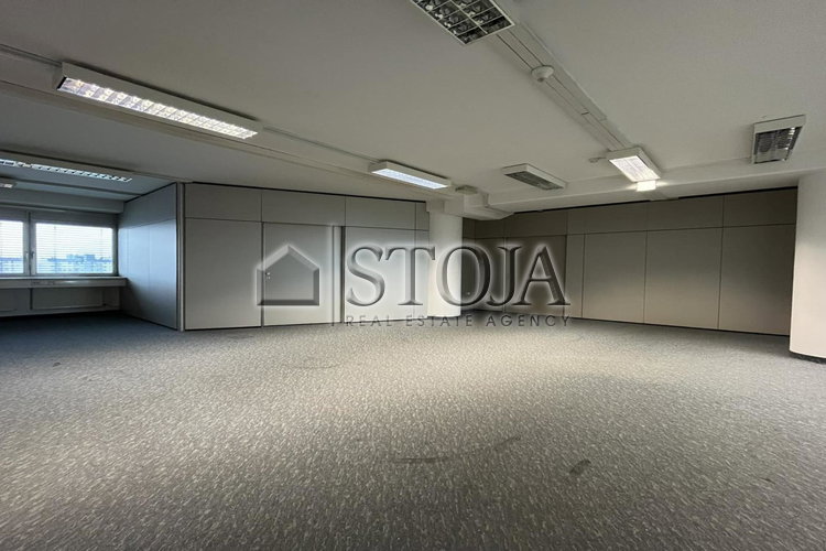 Location: Gorenjska, Kranj