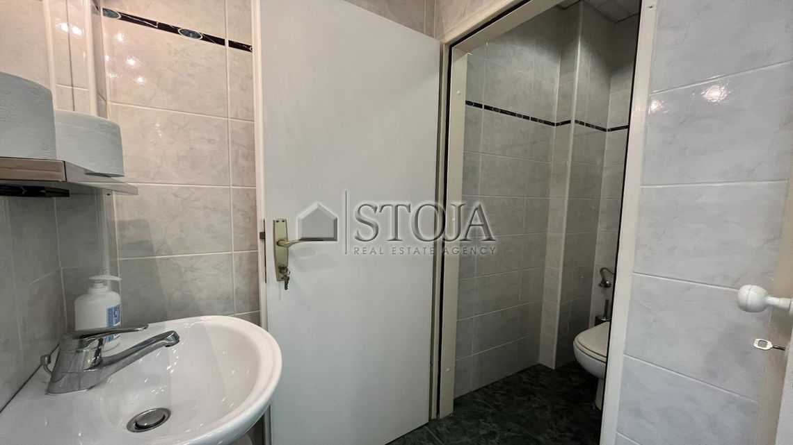 Location: Ljubljana City, Bežigrad, Bežigrad