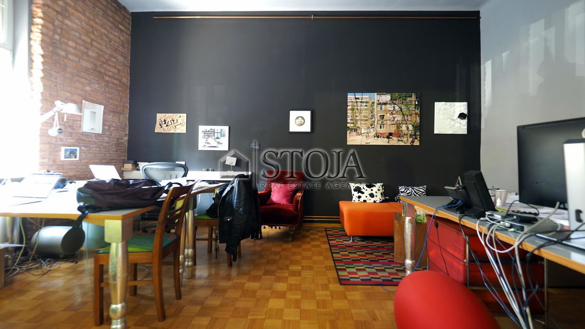 Lokacija: Ljubljana mesto, Šiška, Šiška