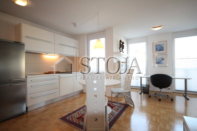 Location: Ljubljana mesto, Šiška, Sp. Šiška