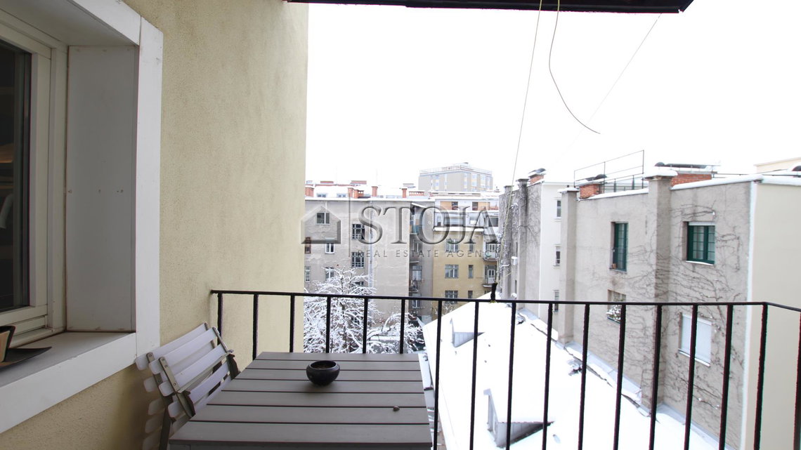 Location: Ljubljana mesto, Center, Center