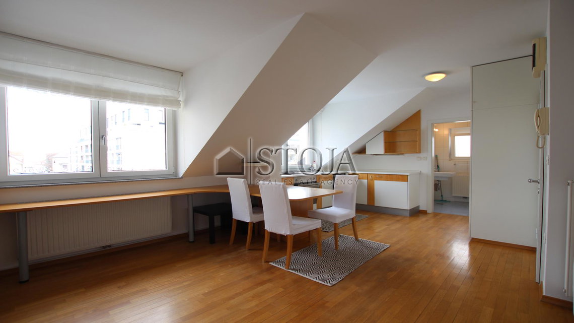 Lokacija: Ljubljana mesto, Šiška, Sp. Šiška