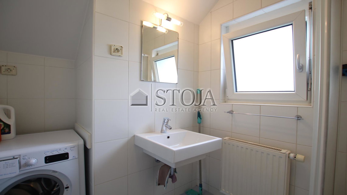 Lokacija: Ljubljana mesto, Šiška, Sp. Šiška