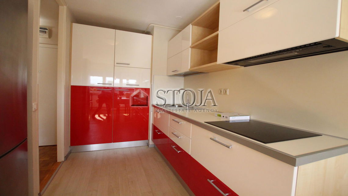 Location: Ljubljana City, Bežigrad, Bežigrad