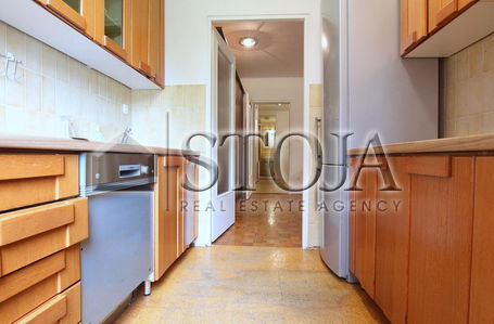 Location: Ljubljana City, Bežigrad, Črnuče