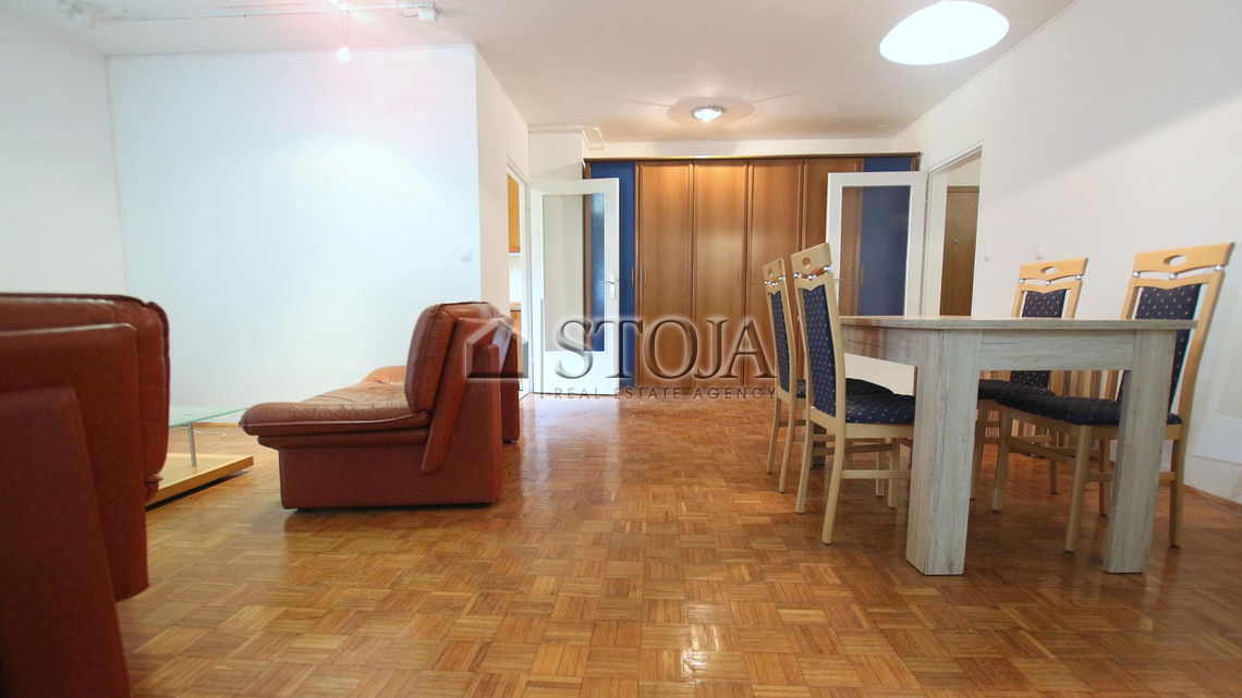 Location: Ljubljana City, Bežigrad, Črnuče