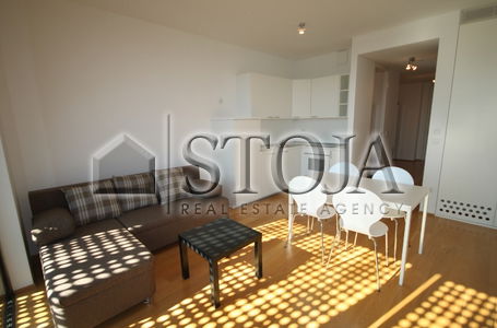 Lokacija: Ljubljana mesto, Center, Center