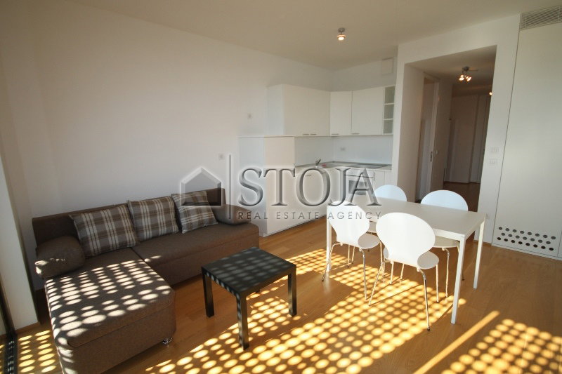 Lokacija: Ljubljana mesto, Center, Center